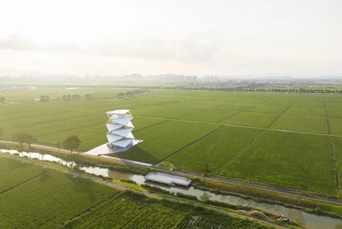 BIM建筑|稻田上的灯塔 / 中国电建华东院林再国工作室
