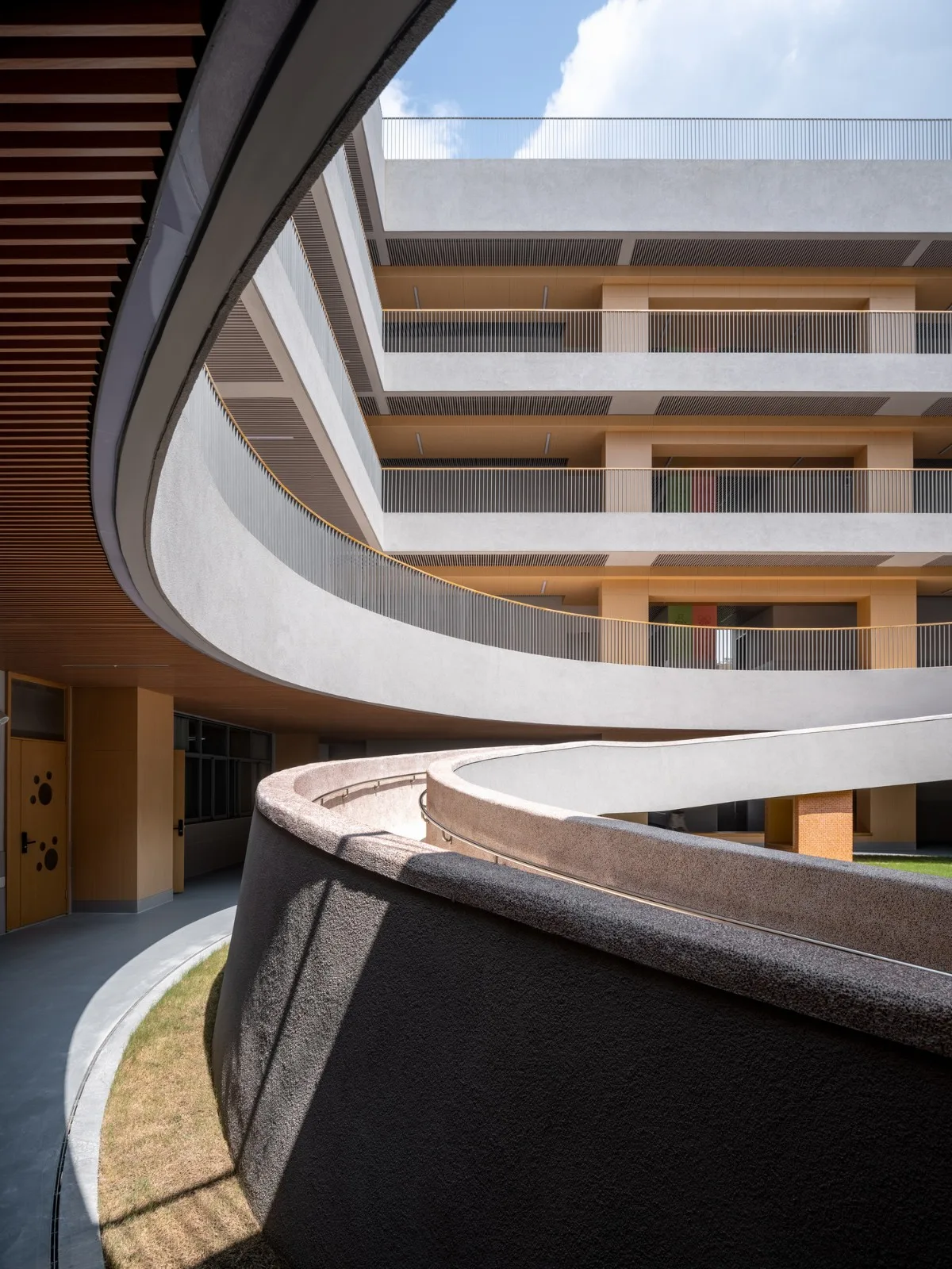 BIM建筑|奉贤区教育学院附属实验小学奉浦小学校区 / 无样建筑工作室