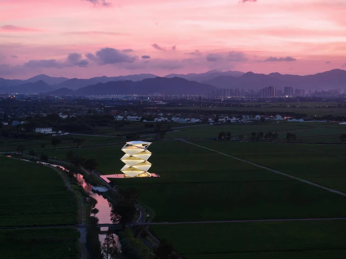 BIM建筑|稻田上的灯塔 / 中国电建华东院林再国工作室