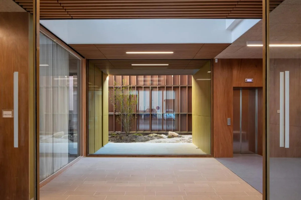 BIM建筑|日间托儿所和玩具图书馆 / a+samueldelmas architectes