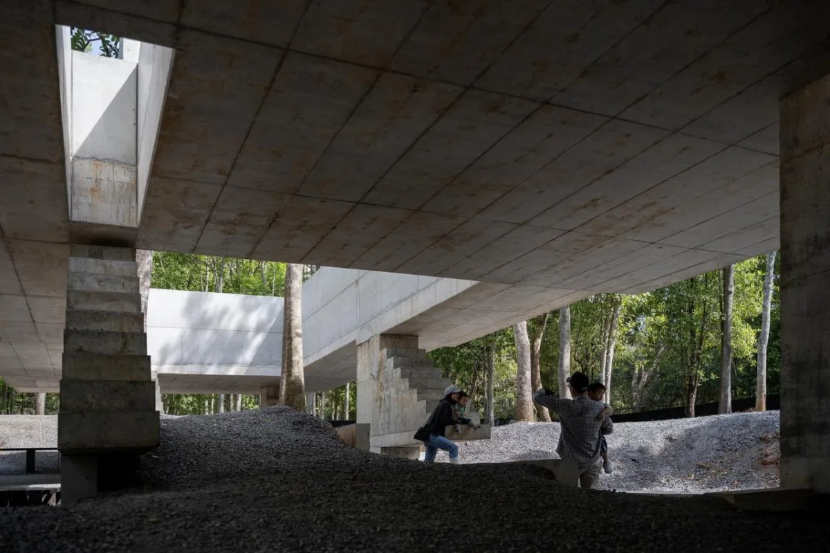 BIM建筑|黄之迷你咖啡厅 / JOYS Architects