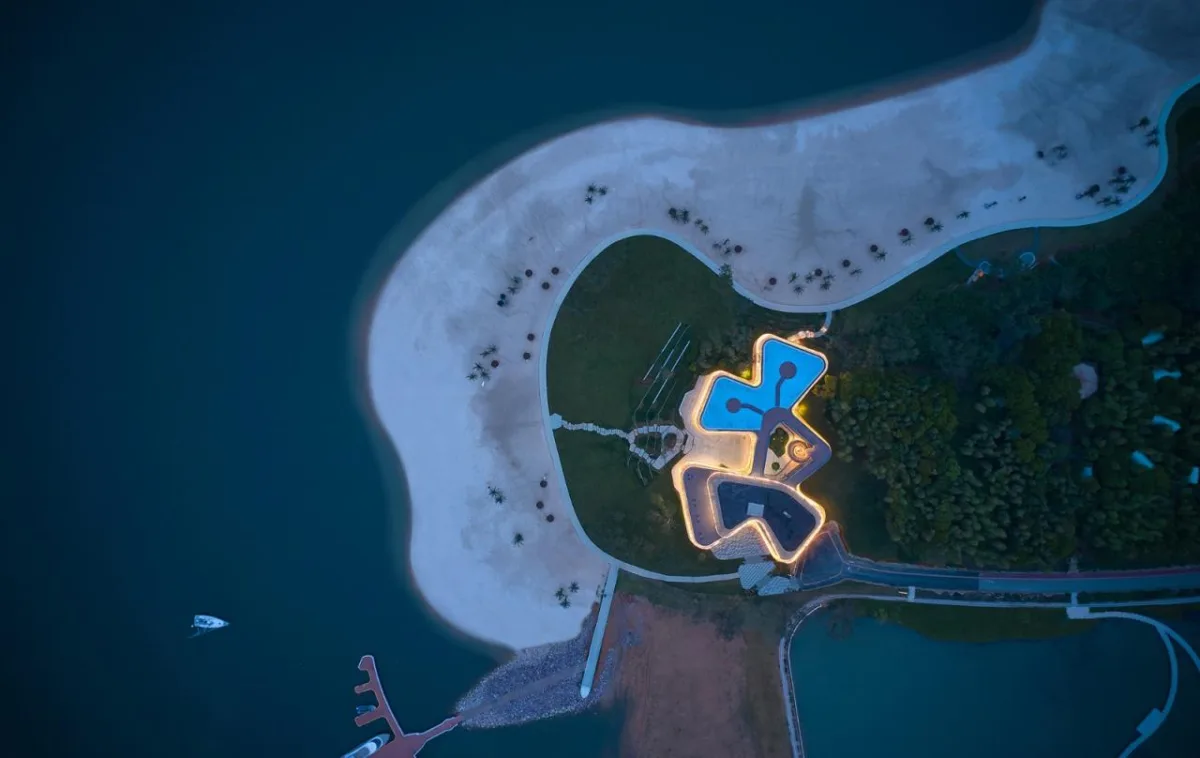 BIM建筑|白鹤湖游客中心 / 建识设计