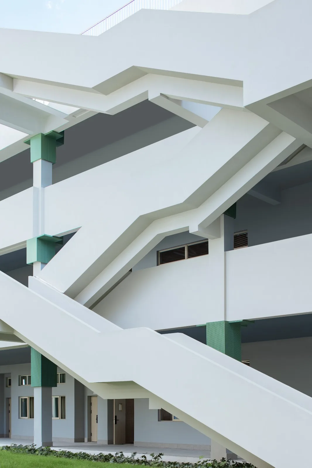 BIM建筑|宁波市古林职业高级中学：少年的无限剧本 / ARCHIS（如是）建筑设计事务所