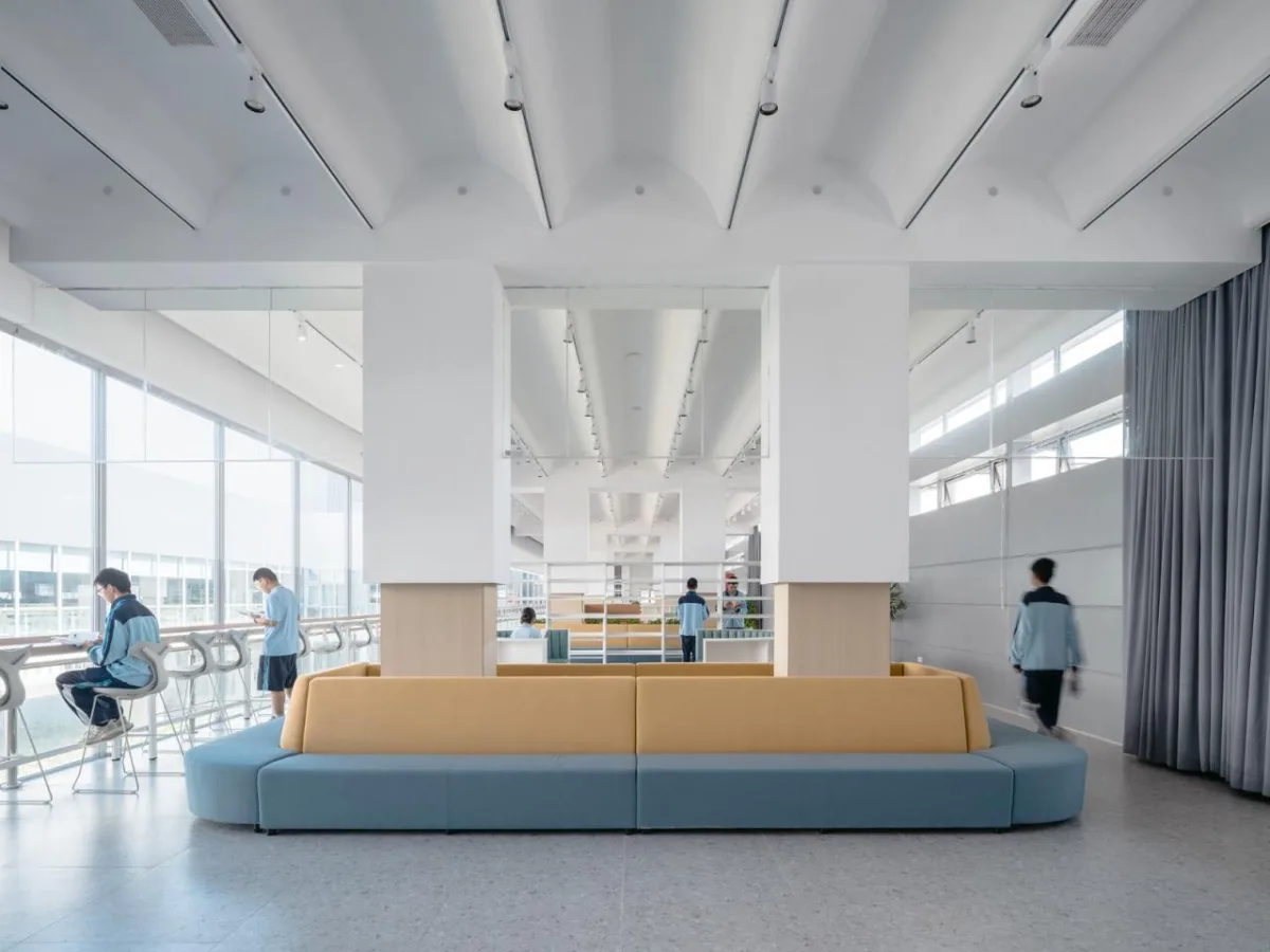 BIM建筑|宁波市古林职业高级中学：少年的无限剧本 / ARCHIS（如是）建筑设计事务所
