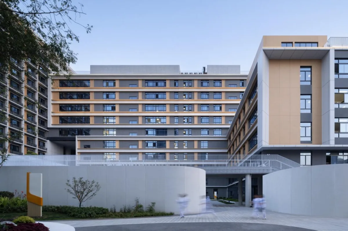 BIM建筑|西安高新第一中学（高中部）改扩建 / 中国建筑西北设计研究院 屈培青工作室