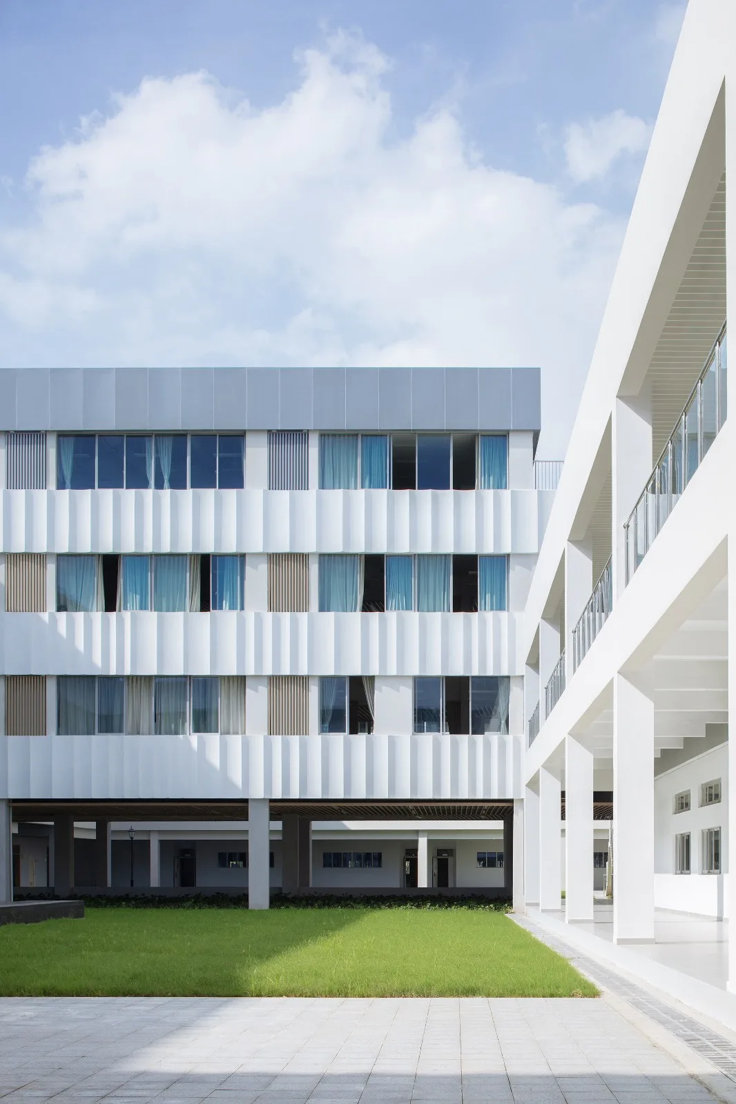 BIM建筑|宁波市古林职业高级中学：少年的无限剧本 / ARCHIS（如是）建筑设计事务所