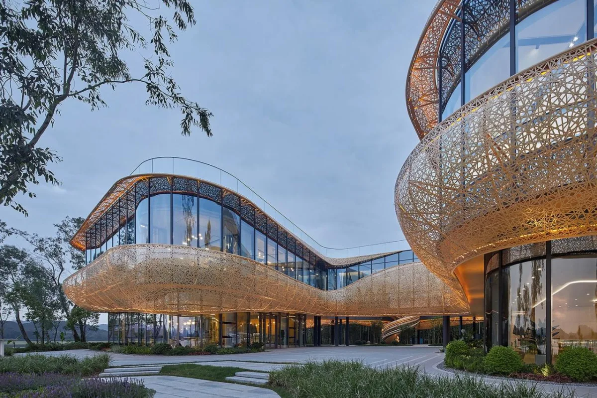 BIM建筑|白鹤湖游客中心 / 建识设计