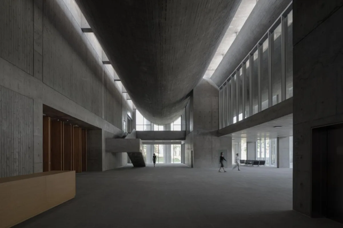 BIM建筑|紫晶国际会舍 / 朱锫建筑