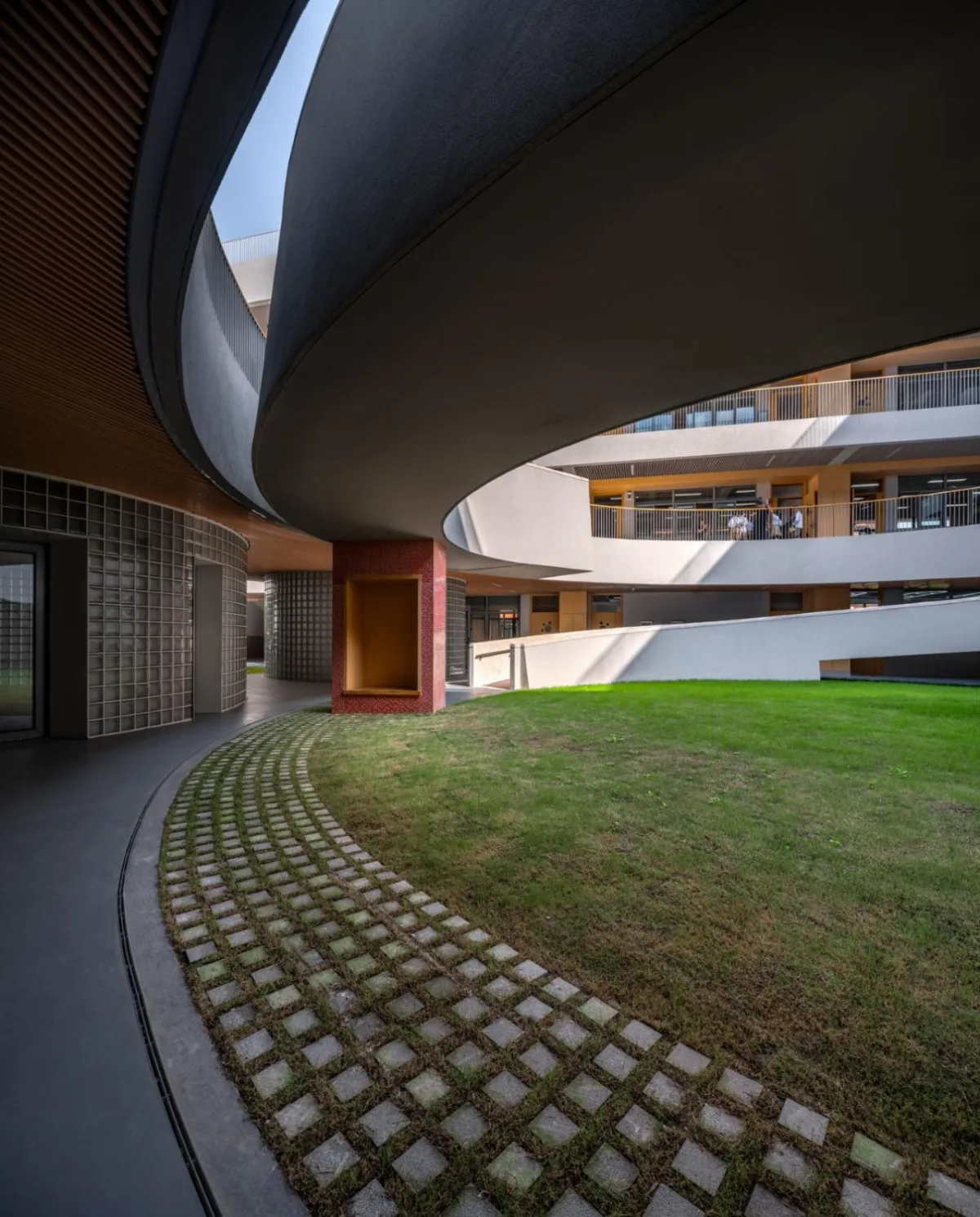 BIM建筑|奉贤区教育学院附属实验小学奉浦小学校区 / 无样建筑工作室