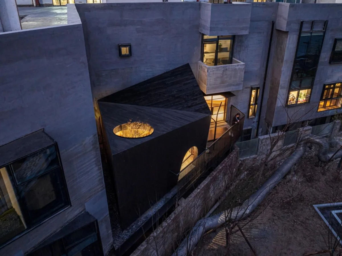 BIM建筑|夹缝中的建筑，上海 / 本哲建筑