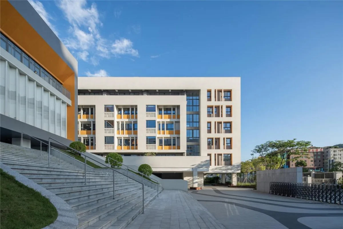 BIM建筑|深圳市坪山区科源实验学校 / 申都设计