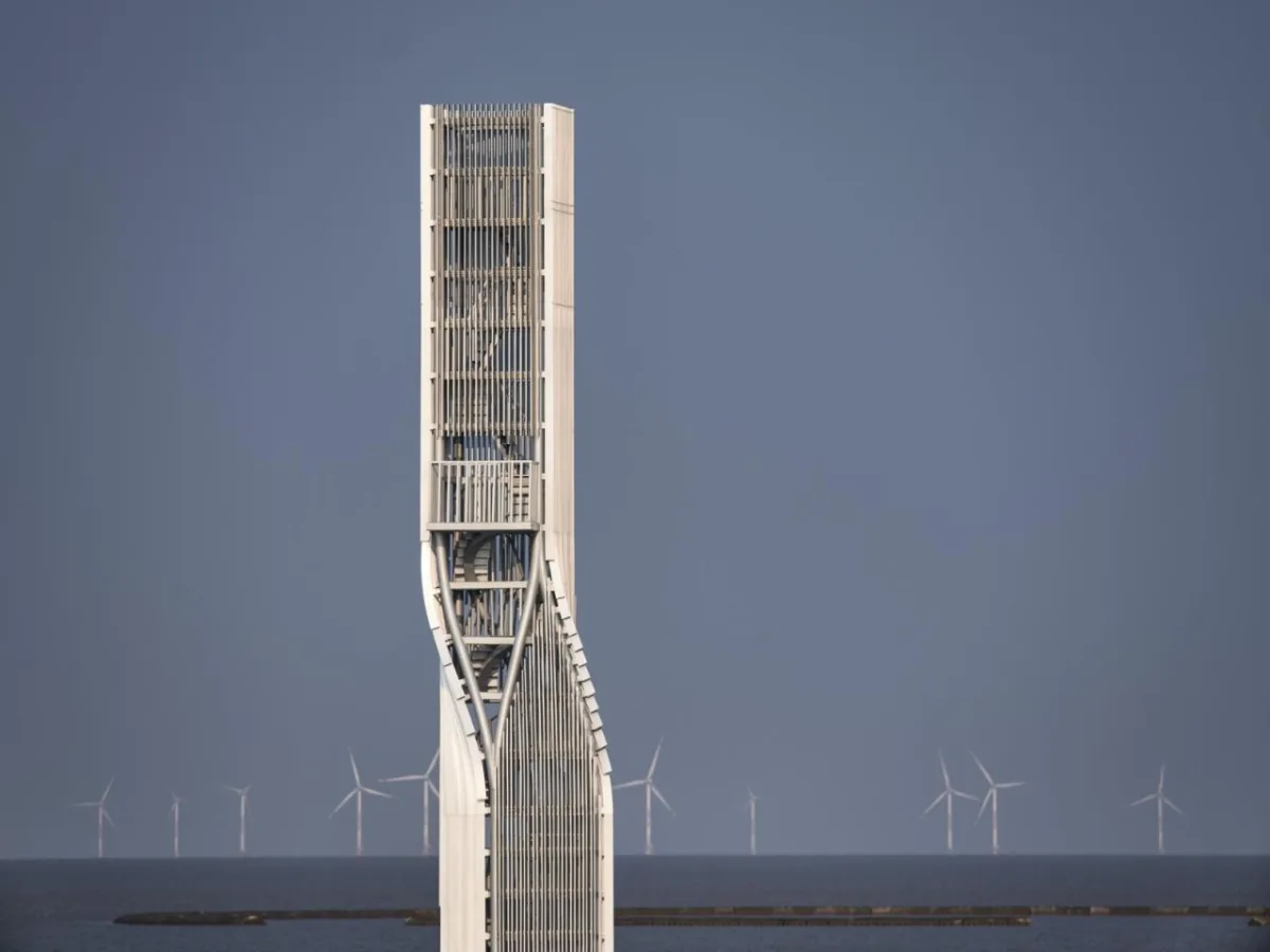 BIM建筑|扭转塔和螺旋站，上海海上的生态基础设施 / HCCH合尘建筑