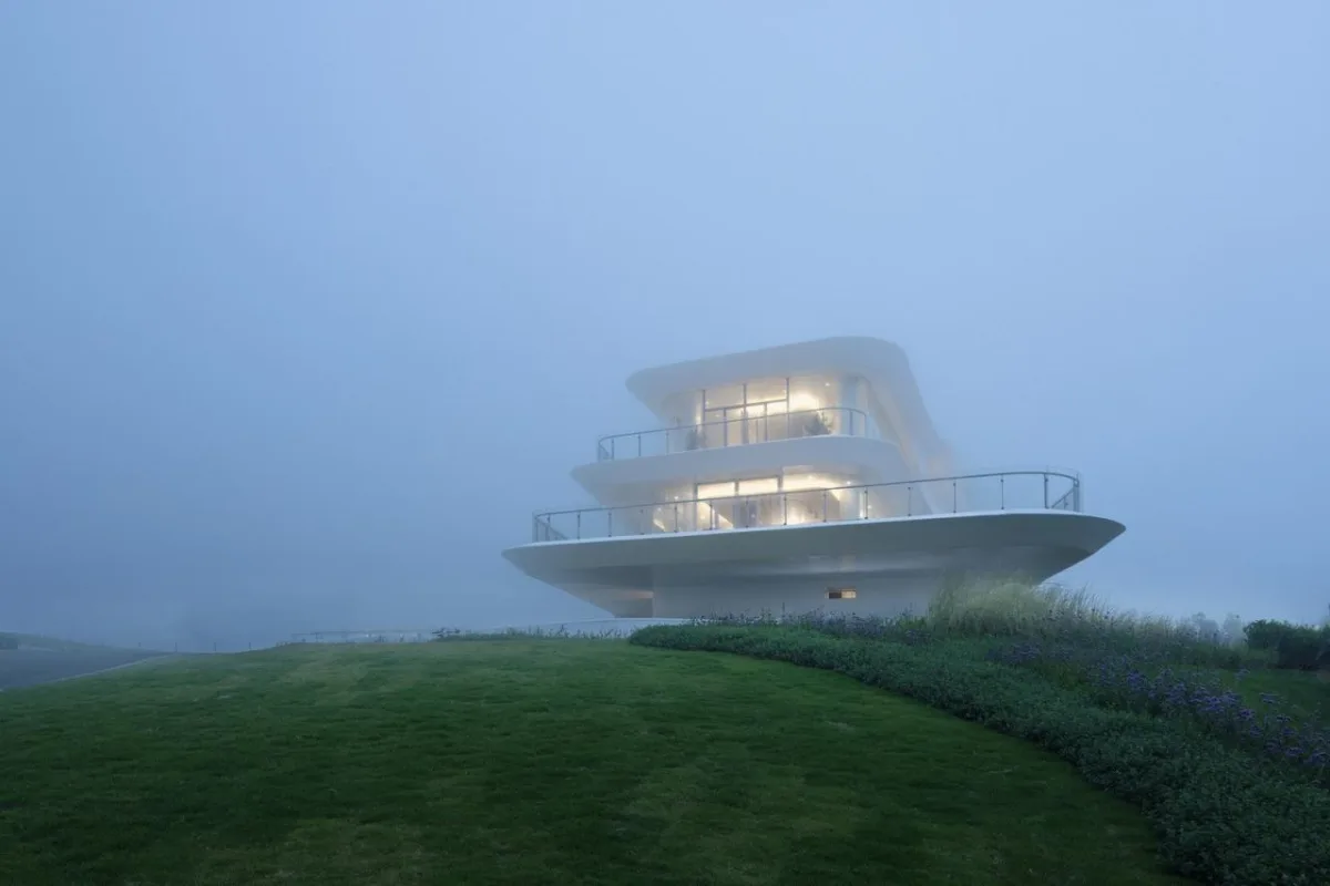 BIM建筑|孟凡浩深圳首作，山海新地标，盐田云海驿站 / line+建筑事务所