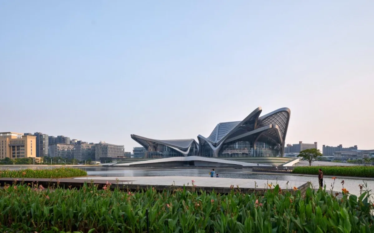 BIM建筑|珠海金湾市民艺术中心 / 扎哈·哈迪德建筑事务所