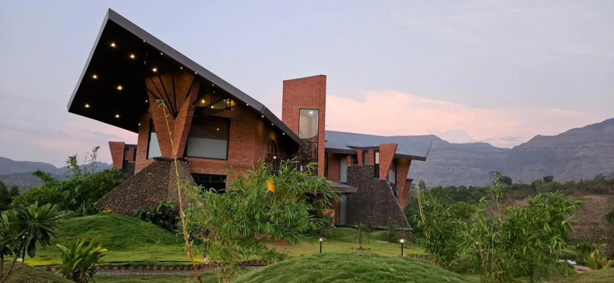 BIM建筑|山尘之宅 / Mahesh Naik
