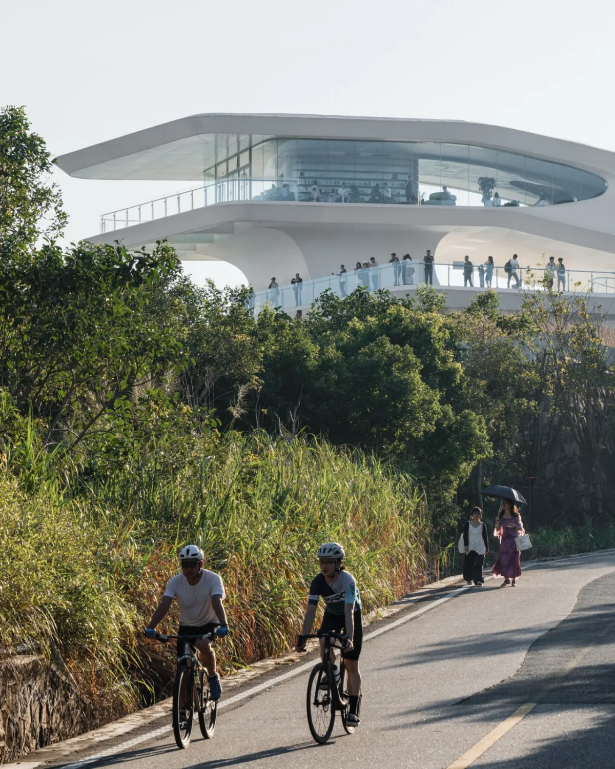 BIM建筑|孟凡浩深圳首作，山海新地标，盐田云海驿站 / line+建筑事务所