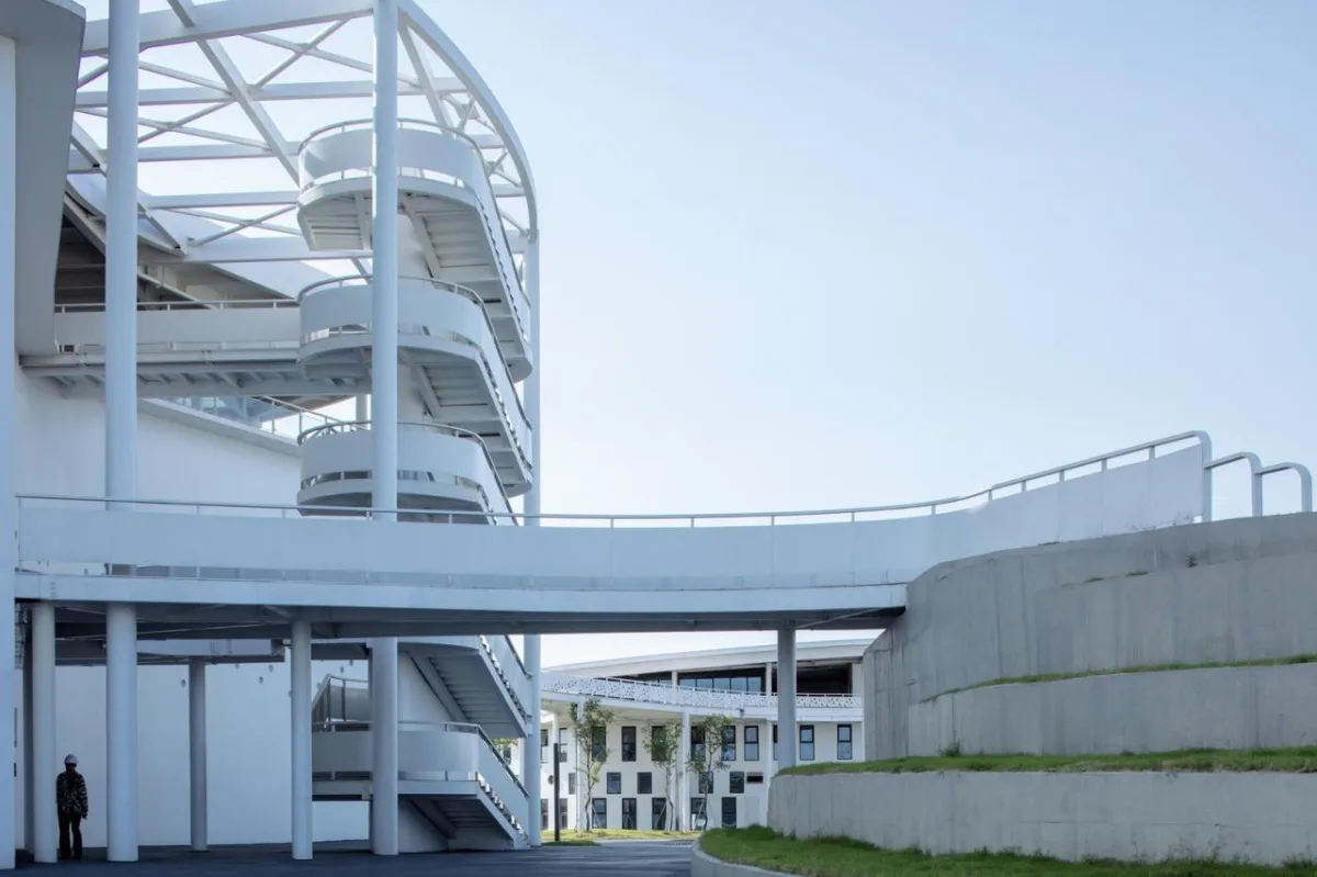 BIM建筑|宜兴城市污水资源概念厂 / 清华院 素朴工作室