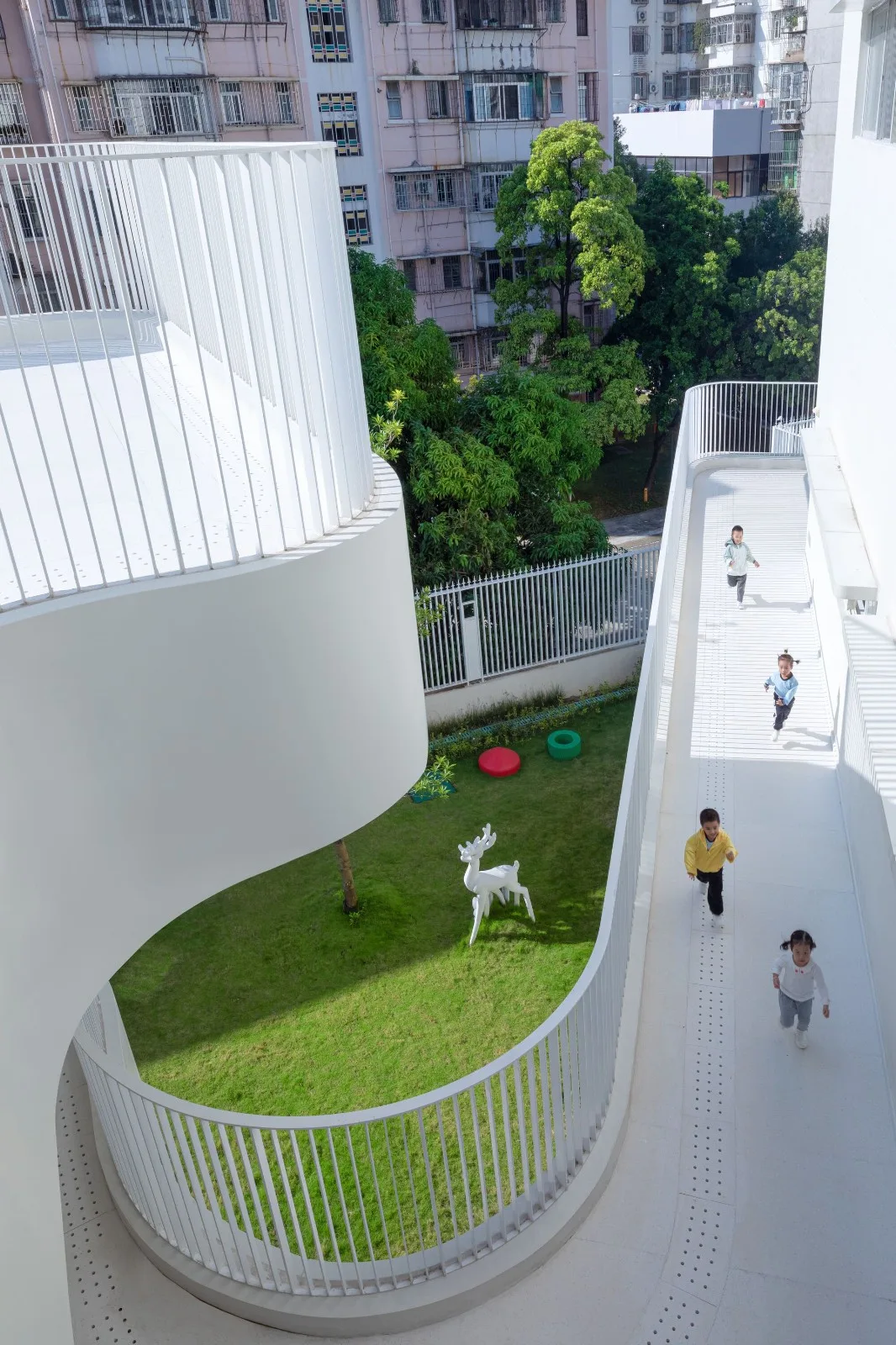 BIM建筑|深圳市第二幼儿园 / 徐昀超建筑工作室