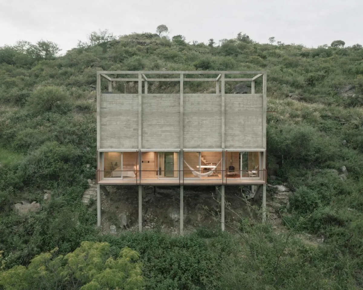 BIM建筑|高处之宅 / Agustín Berzero + Manuel Gonzalez Veglia (Tectum arquitectura)