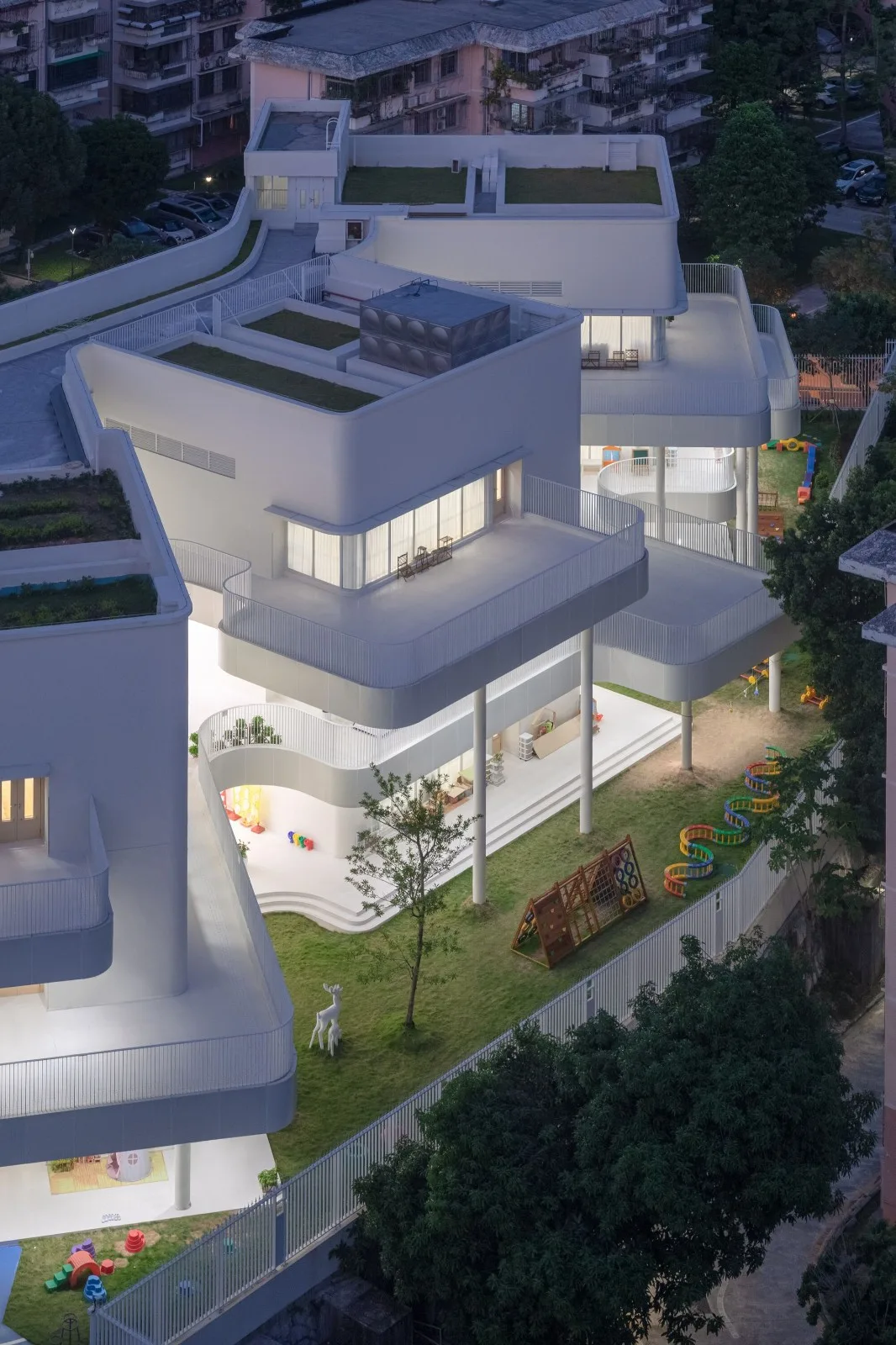 BIM建筑|深圳市第二幼儿园 / 徐昀超建筑工作室