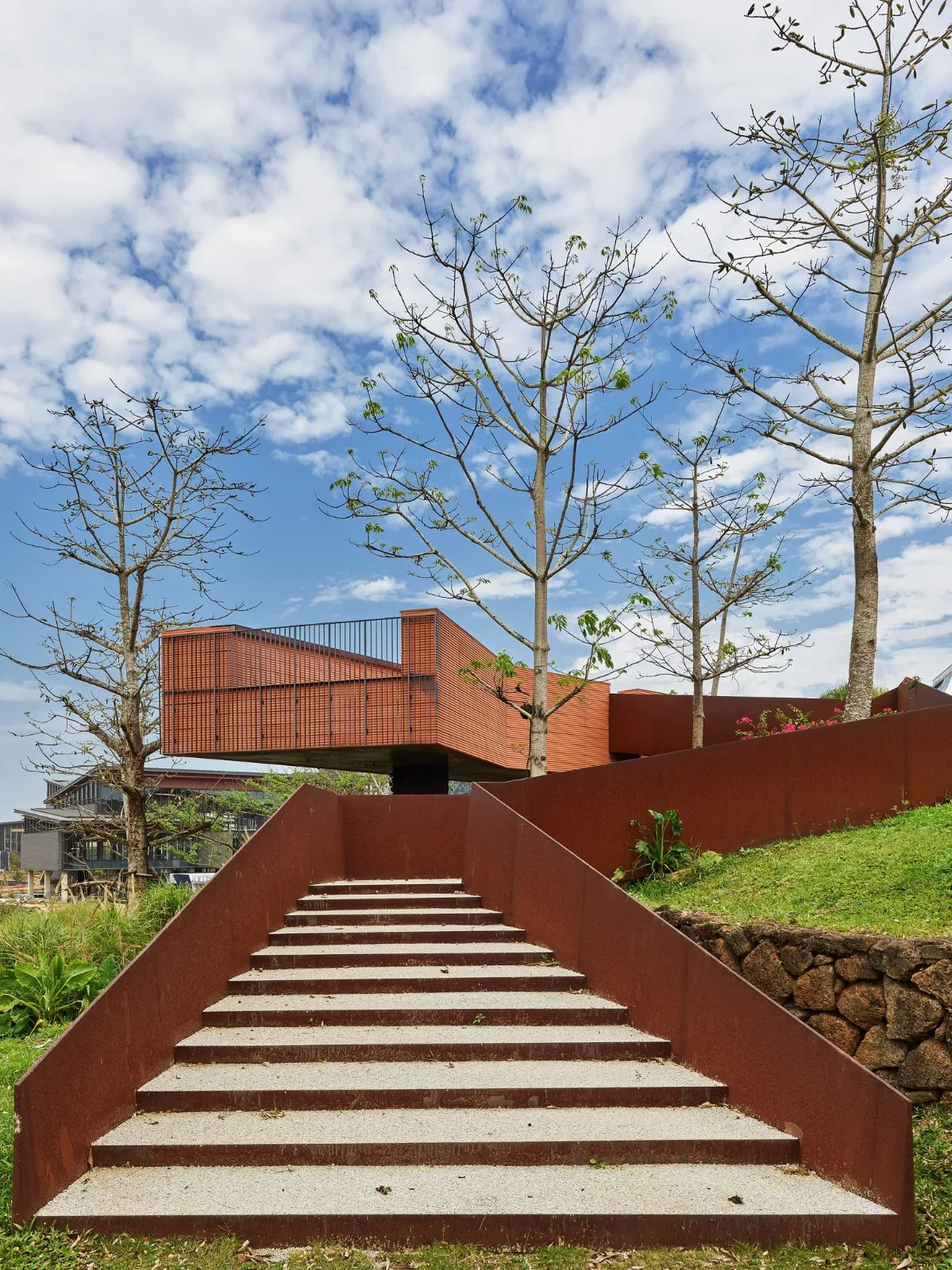 BIM建筑|海南生态智慧新城数字市政厅 / 清华大学建筑设计研究院 素朴建筑工作室