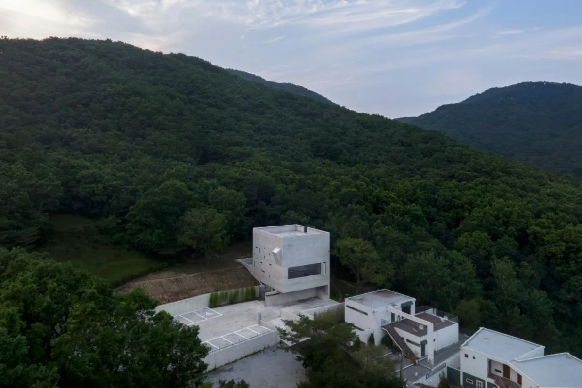 BIM建筑|冥想小教堂 / Lee Eunseok + ATELIER KOMA