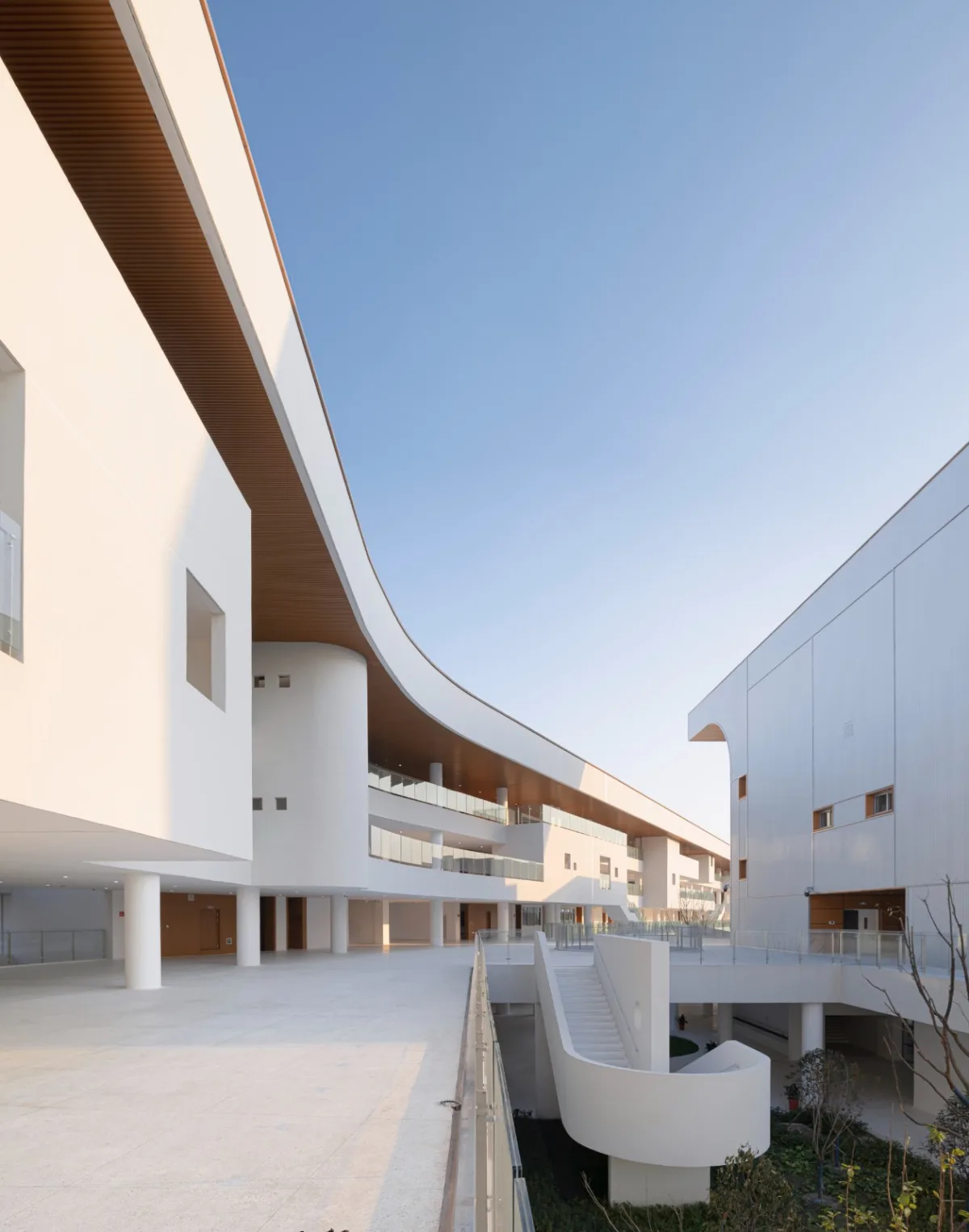 BIM建筑|南通市能达中学 / 九城都市建筑