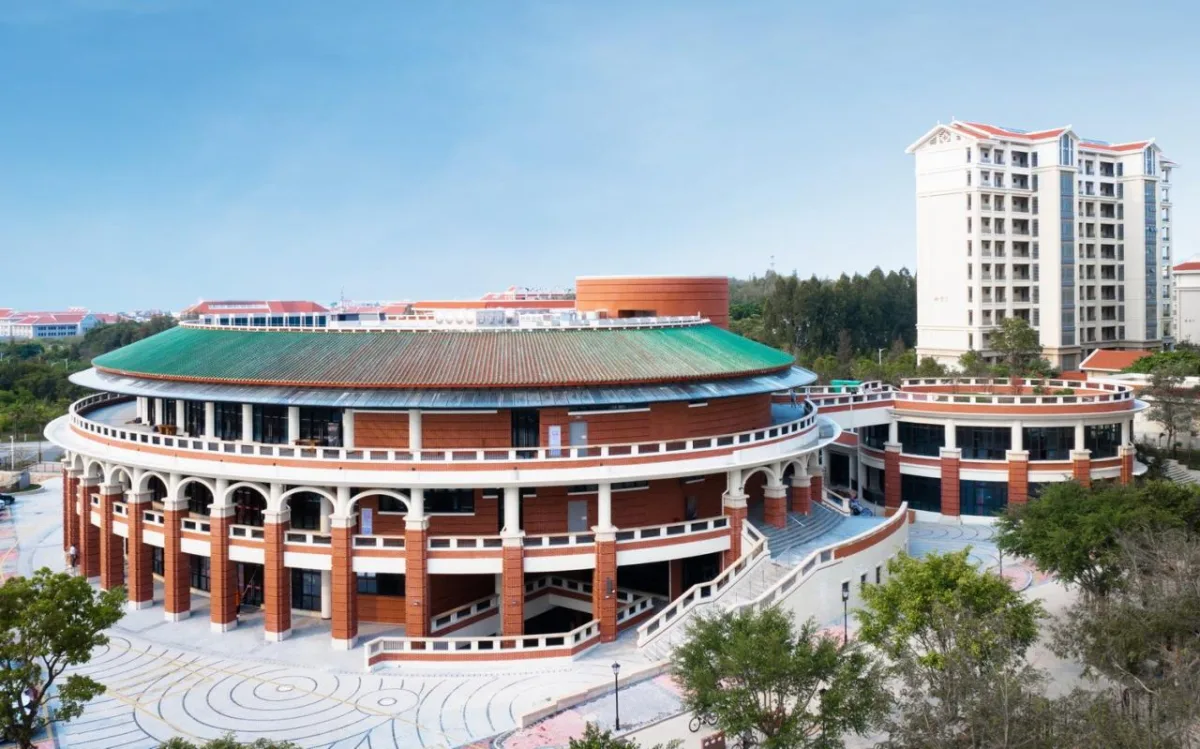 BIM建筑|厦门大学翔安校区中部学生食堂（思源餐厅）/ 厦门大学建筑设计研究院有限公司（AUAD）
