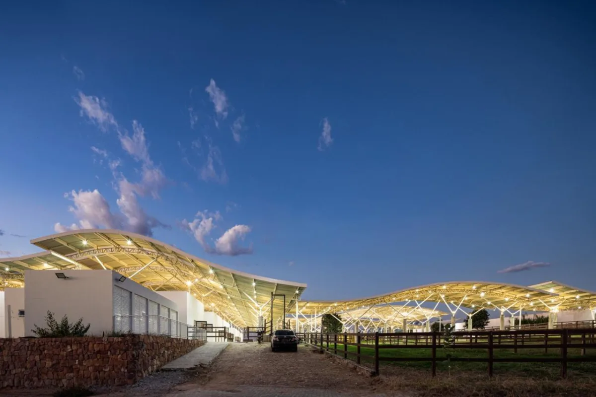 BIM建筑|乌尼埃朗学校兽医院 / Lins Arquitetos Associados