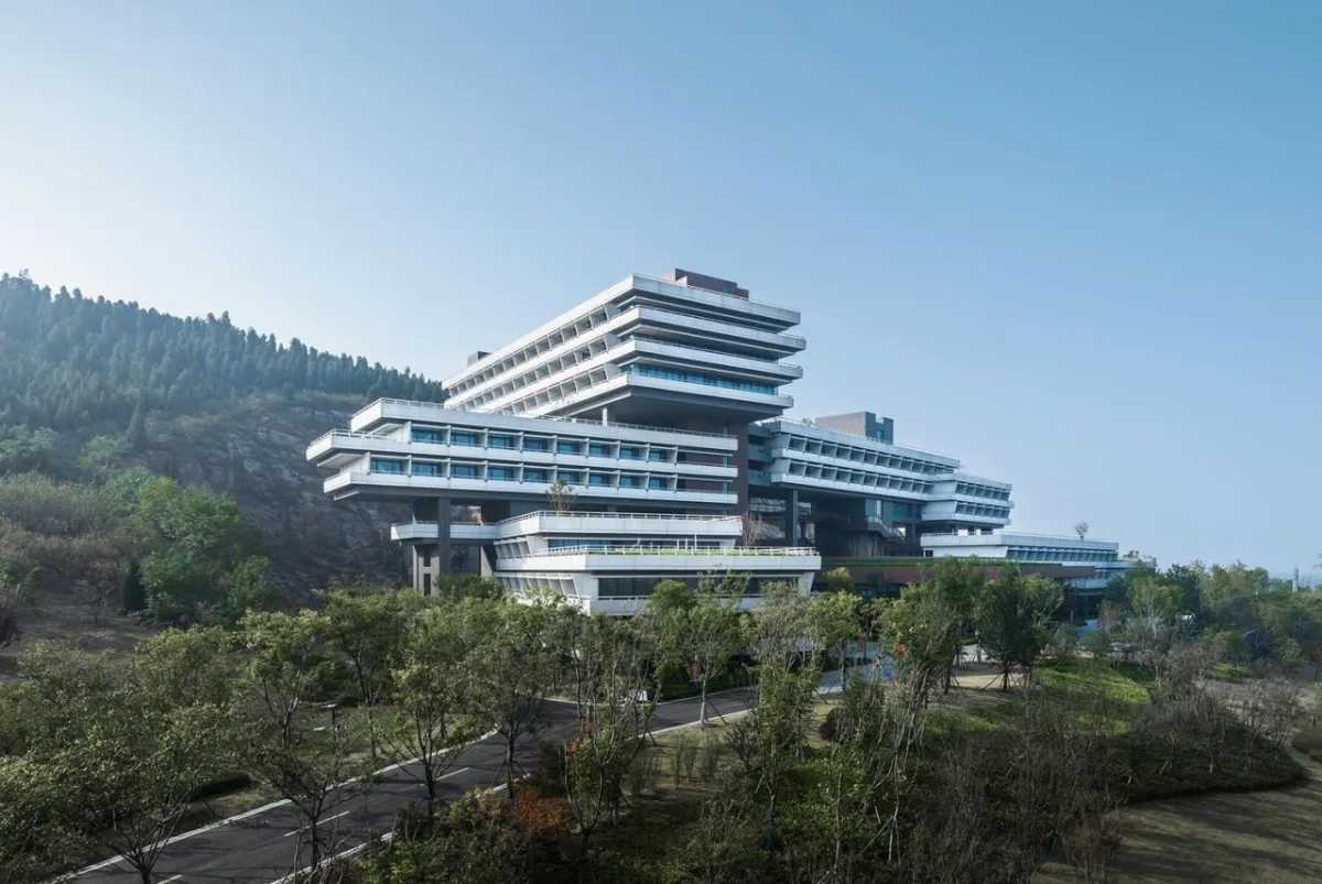 BIM建筑|徐州园博园宕口酒店 / 筑境设计