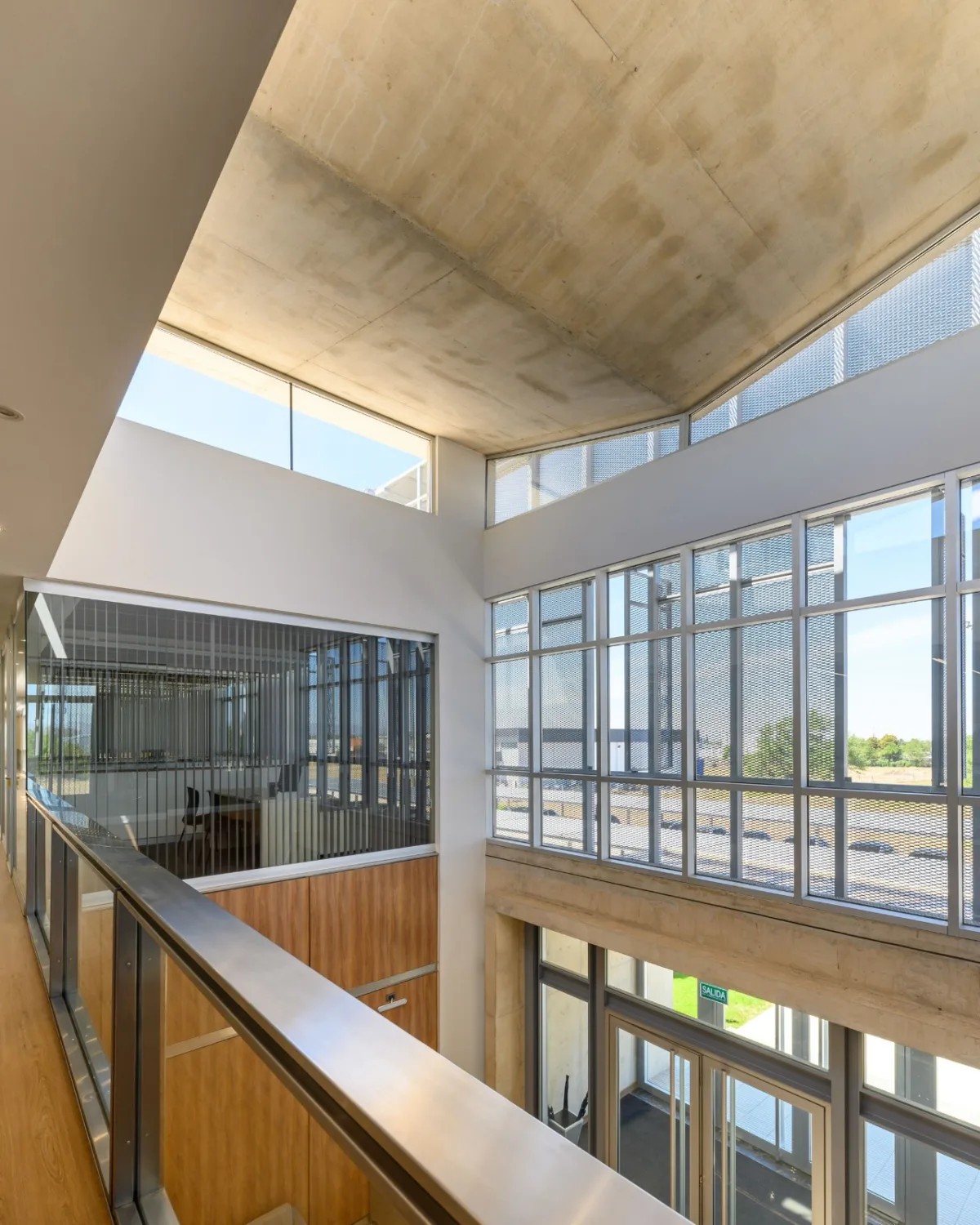 BIM建筑|生物制药总部 / Santiago Viale Lescano + Juan Manuel Juárez