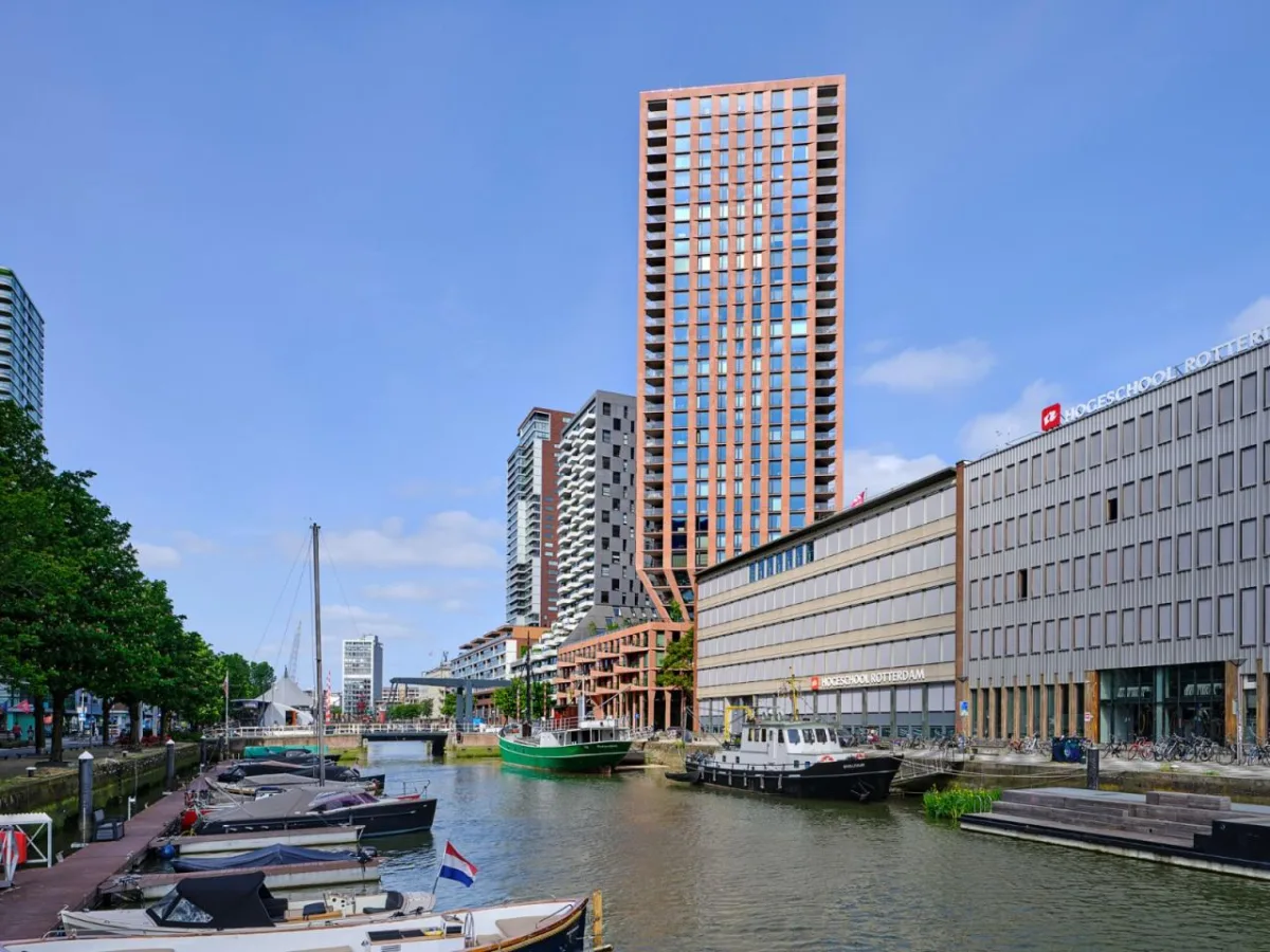 BIM建筑|卡萨诺瓦大楼 / Barcode Architects