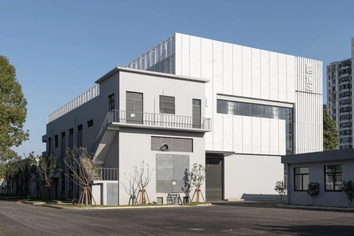 BIM建筑|漂浮盒子：云境未来产业园区 / 格筑设计