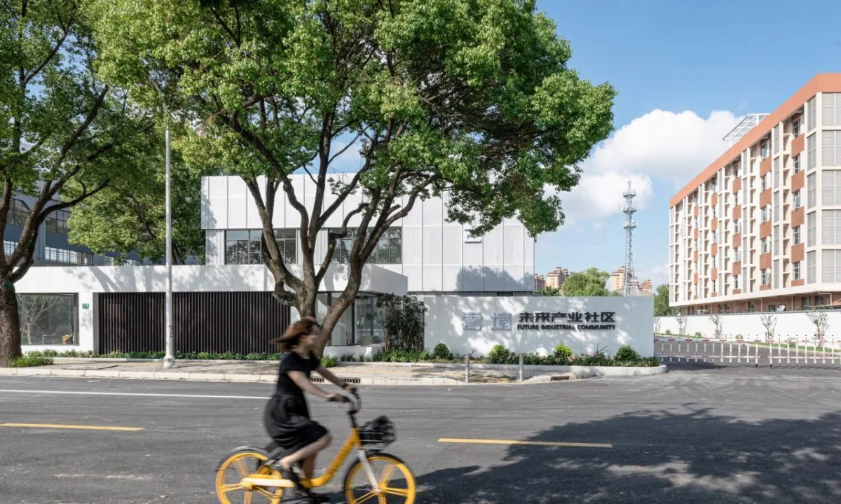 BIM建筑|漂浮盒子：云境未来产业园区 / 格筑设计