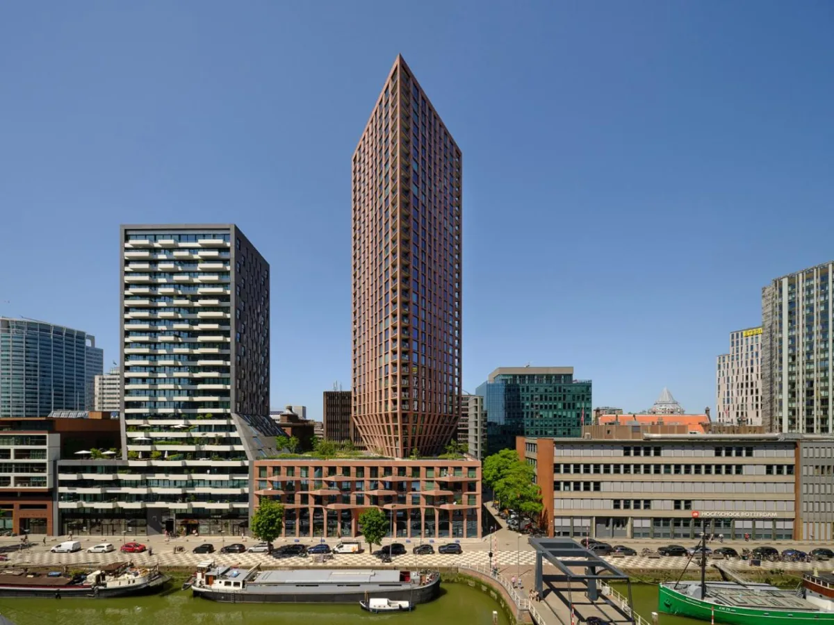 BIM建筑|卡萨诺瓦大楼 / Barcode Architects