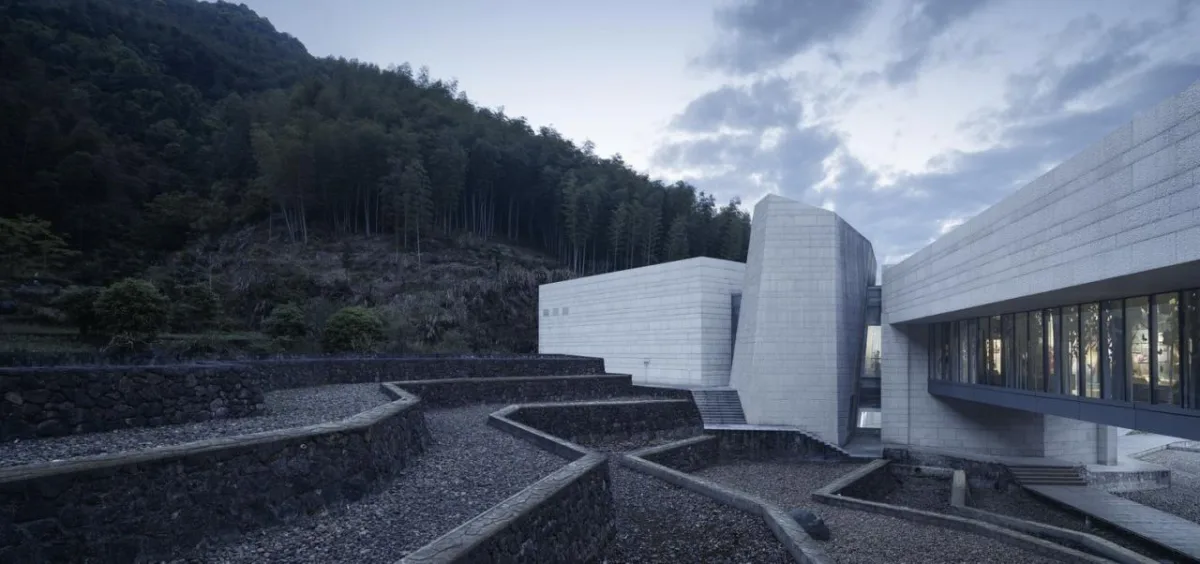 BIM建筑|“地”之书写——三清山地质博物馆设计思考 / 浙江大学建筑设计研究院