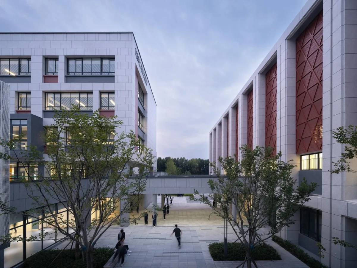BIM建筑|河南安阳振中学校 / 山东建筑大学建筑城规学院象外营造工作室