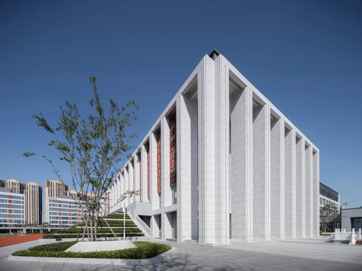 BIM建筑|河南安阳振中学校 / 山东建筑大学建筑城规学院象外营造工作室