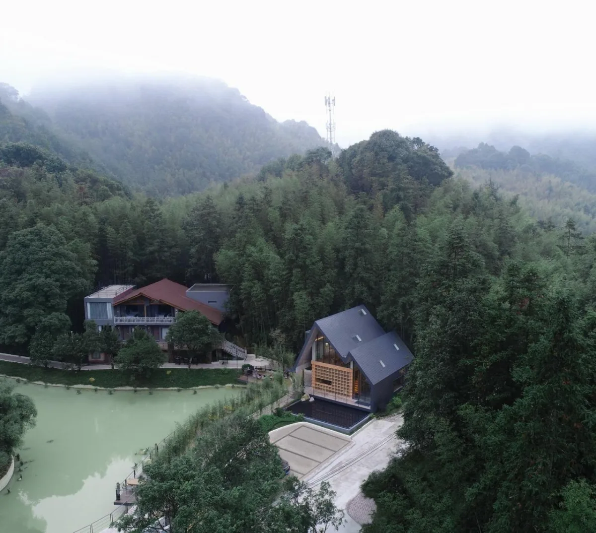 BIM建筑|南昆秘境高山书屋 / 城外建筑