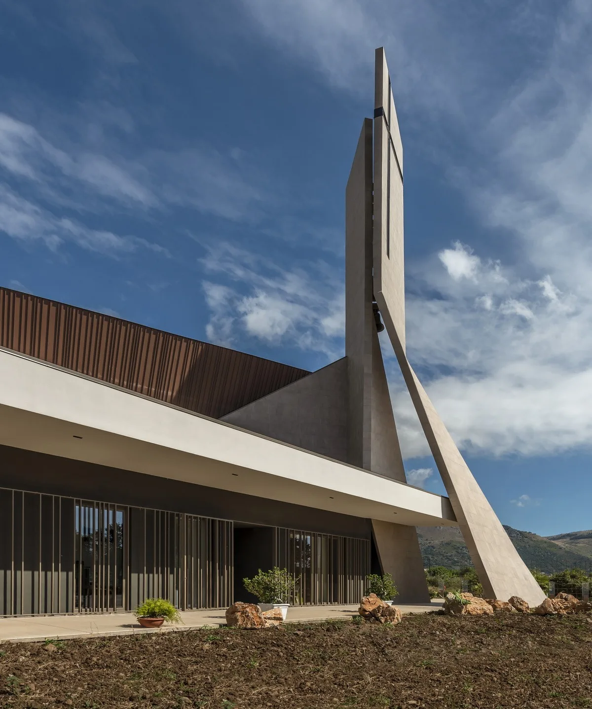 BIM建筑|Redemptoris Mater 教堂 / Studio Kuadra