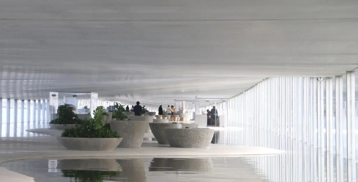 BIM建筑|在水艺术博物馆 / 石上纯也建筑事务所