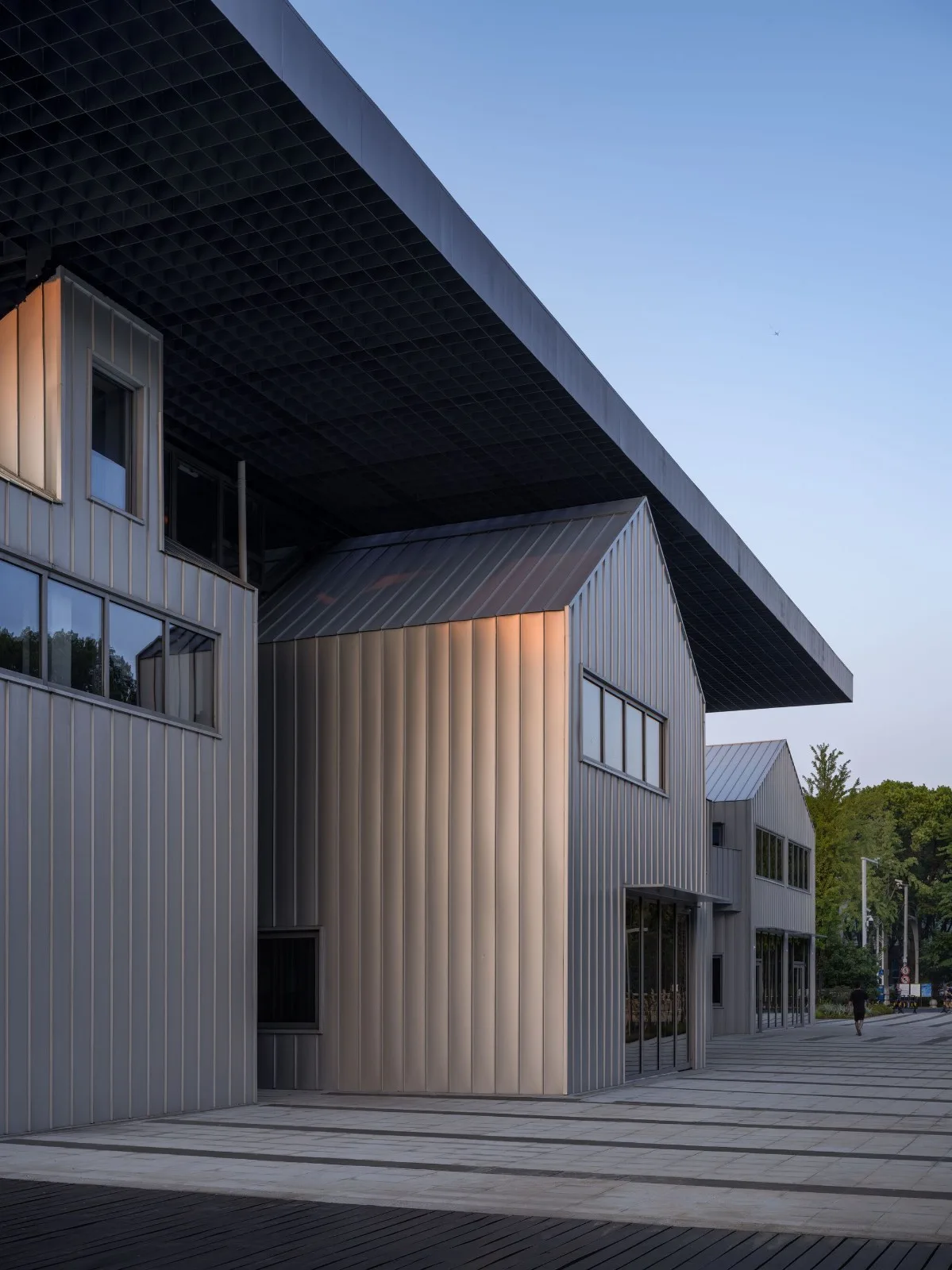 BIM建筑|昆山城市生态森林公园游客中心 / 阿科米星建筑设计