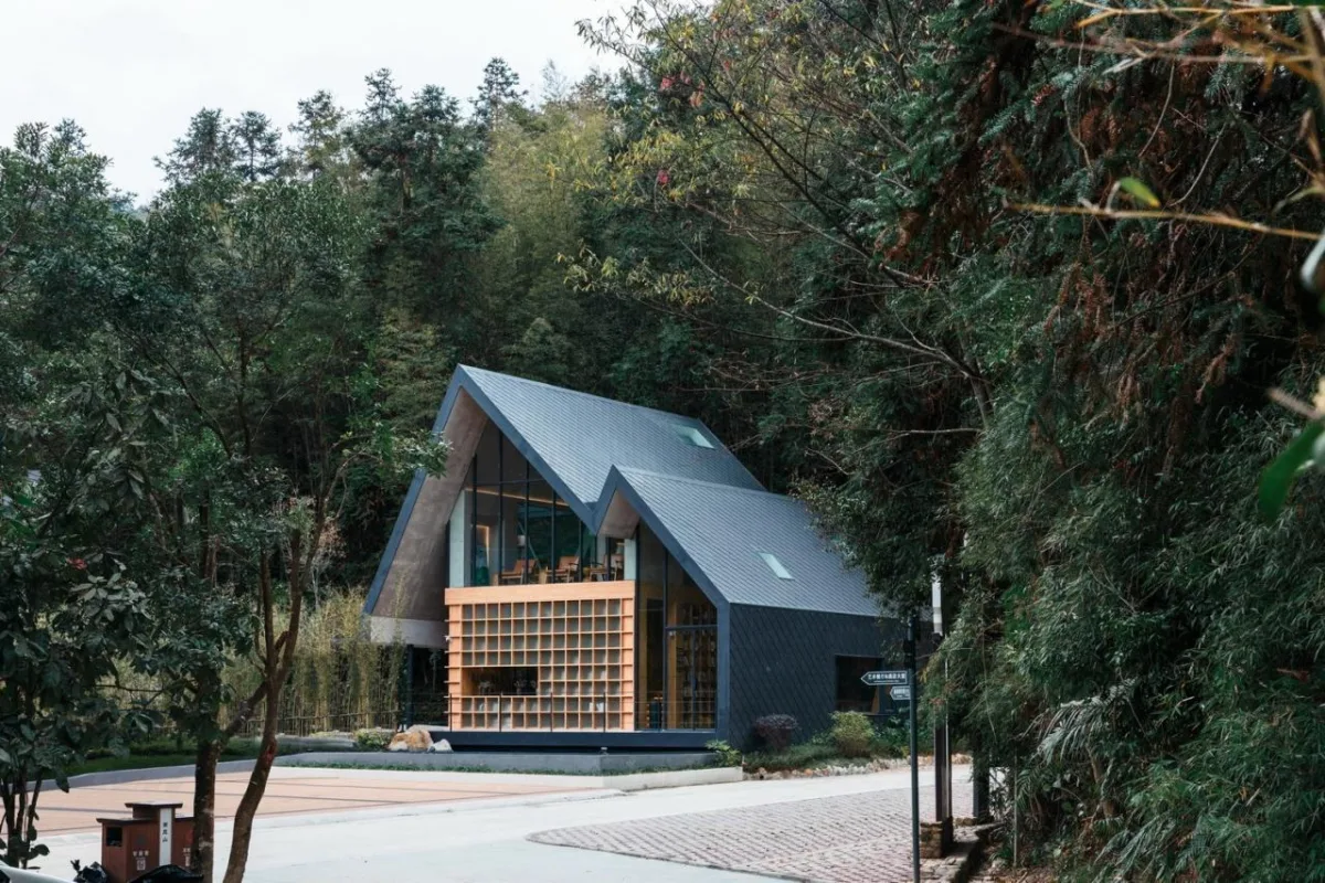 BIM建筑|南昆秘境高山书屋 / 城外建筑
