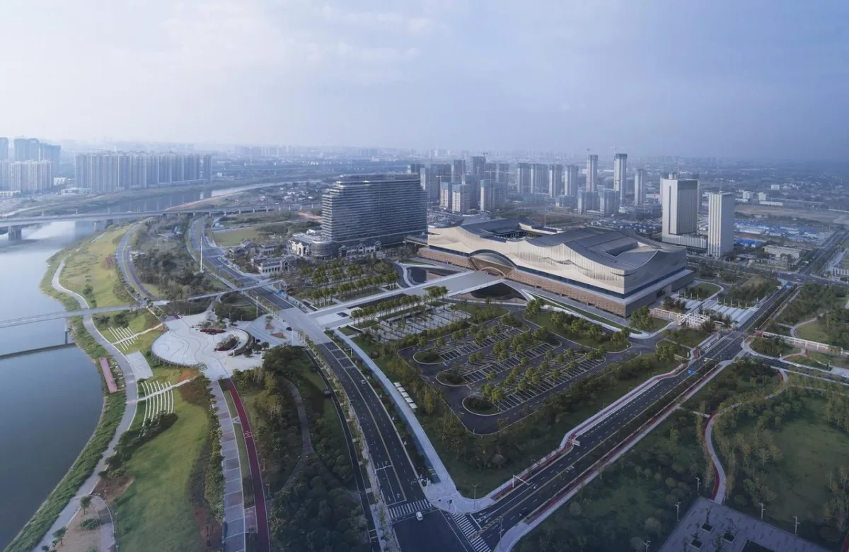 BIM建筑|长沙国际会议中心：水云潇湘 翰墨中华 / 华南理工大学建筑设计研究院有限公司