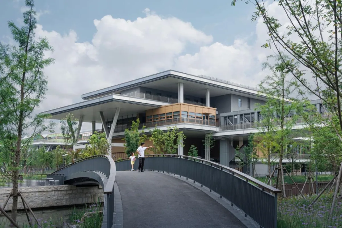 BIM建筑|浦东新区青少年活动中心和群众艺术馆 / 山水秀建筑事务所