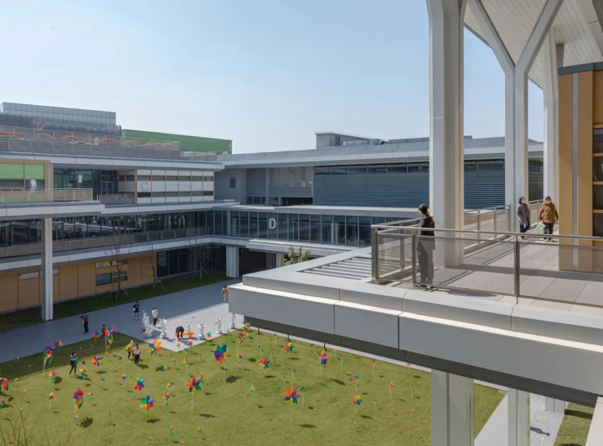 BIM建筑|浦东新区青少年活动中心和群众艺术馆 / 山水秀建筑事务所