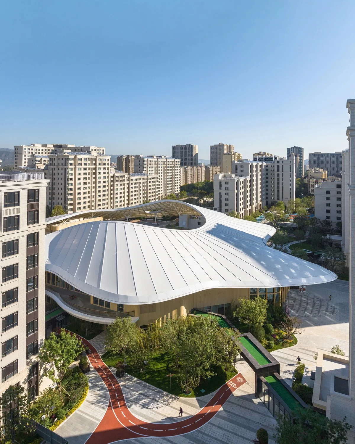 BIM建筑|泰康之家·燕园三期及社区活力中心 / 方未建筑设计+三磊设计