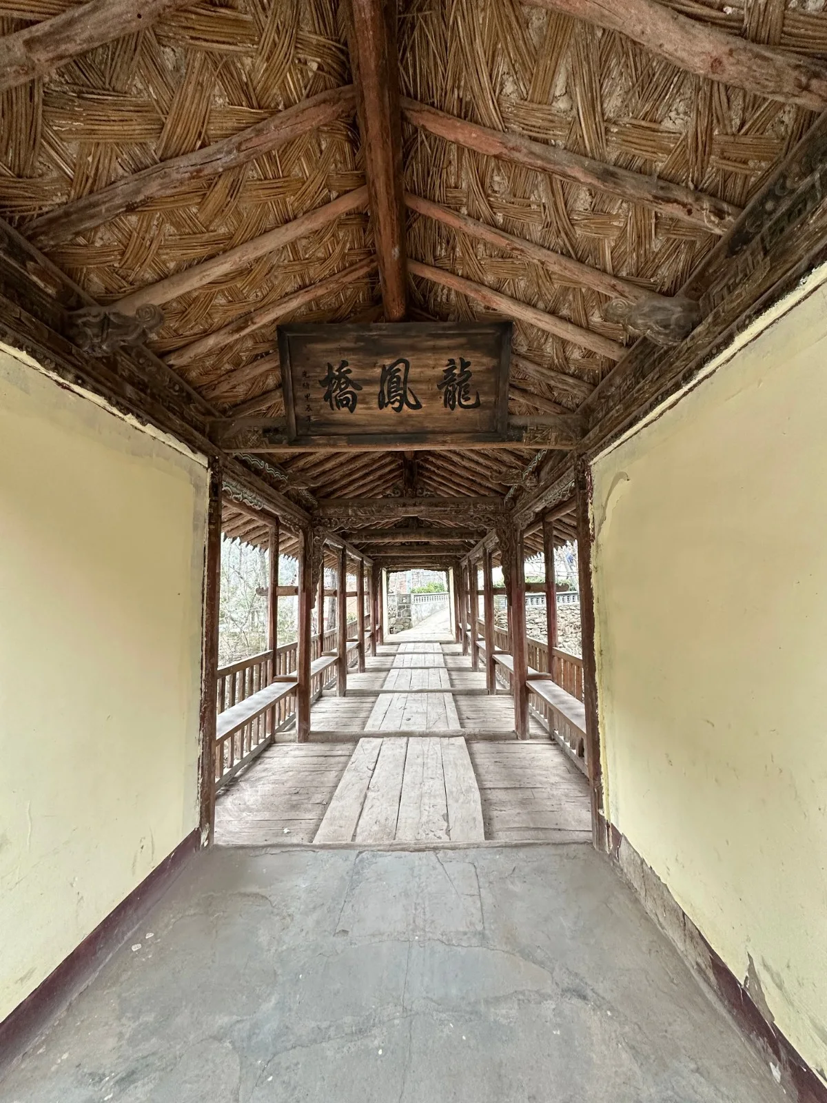 BIM建筑|康县新人字桥及周边商业街更新设计 / 三文建筑 何崴工作室