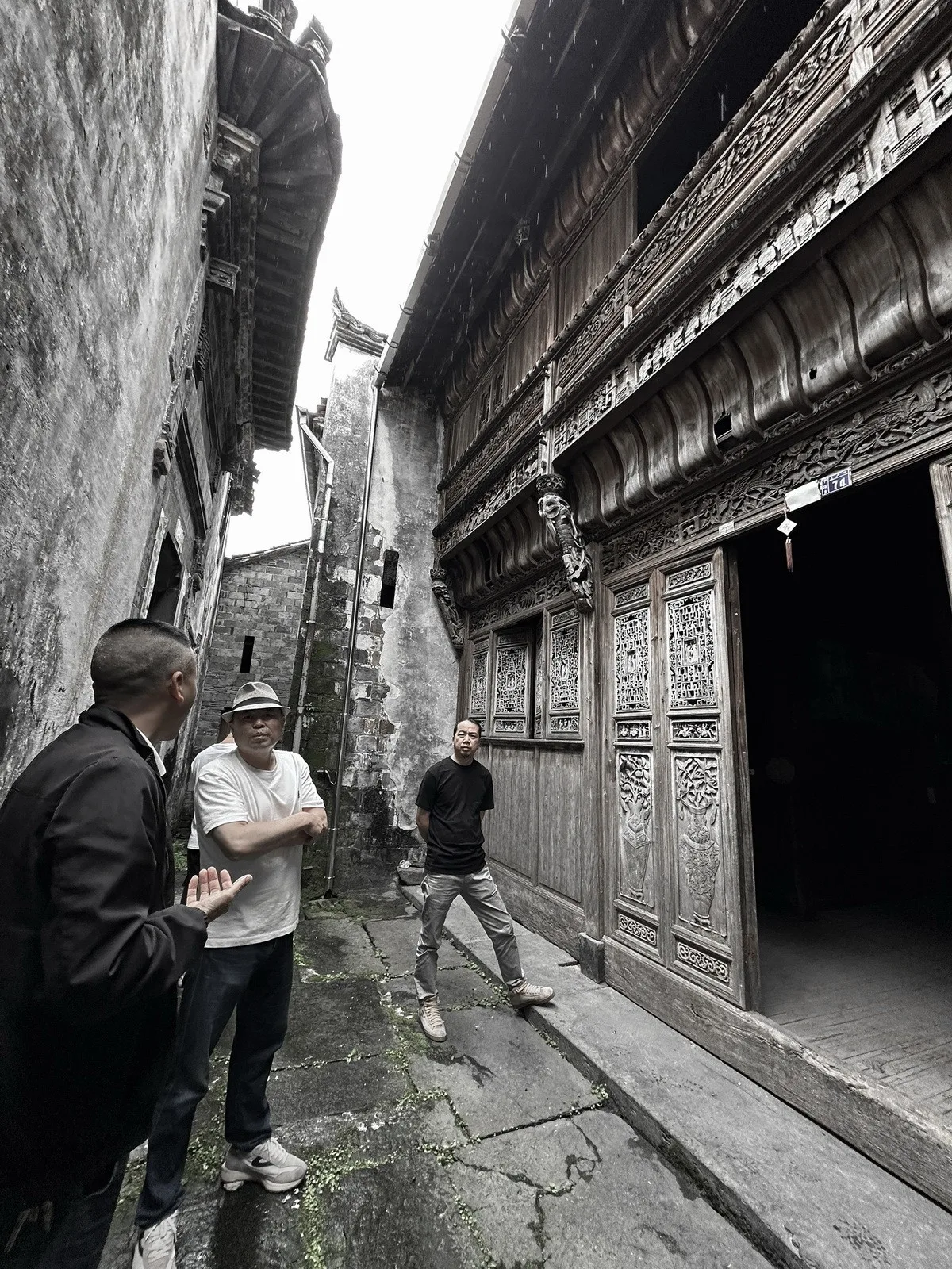 BIM建筑|村庄文化：一砖一瓦，寻回乡愁，婺源篁岭营造记 / 婺源县村庄文化传媒有限公司