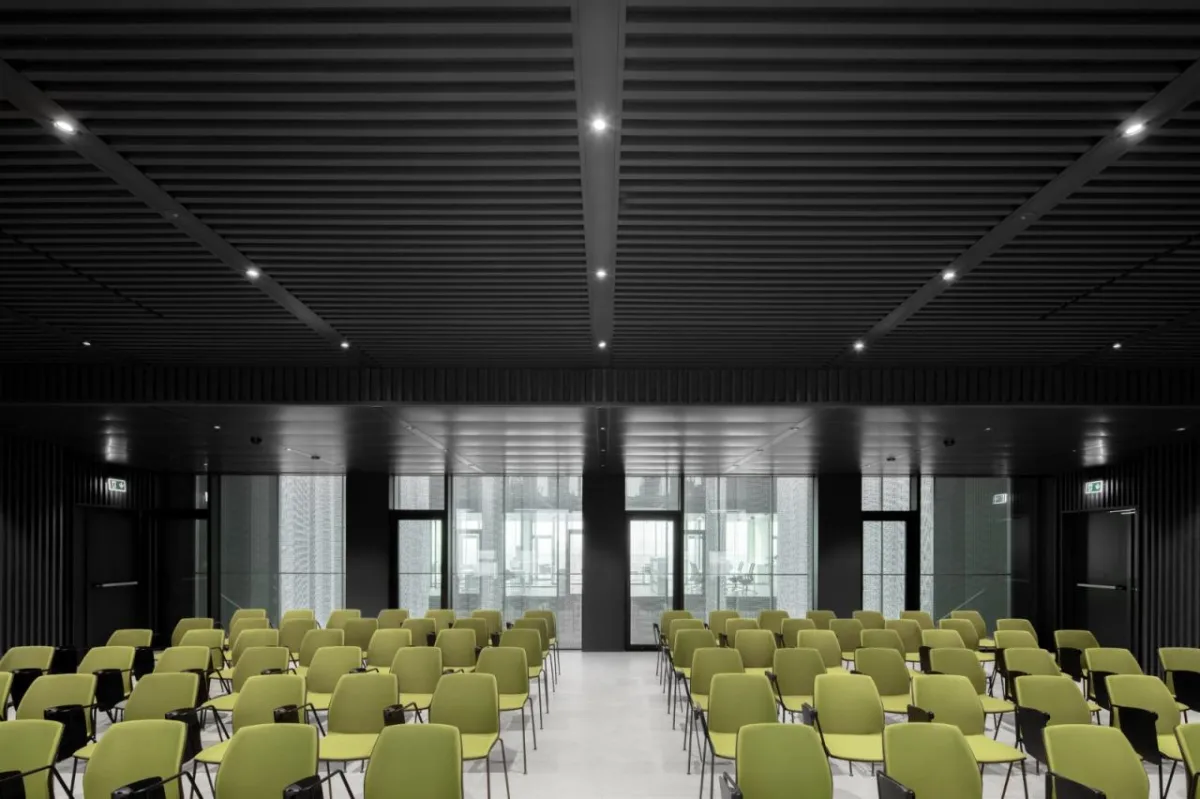 BIM建筑|第二外墙，Bonfiglioli 总部 / Peter Pichler Architecture
